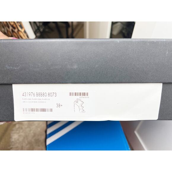 Gucci Tiger Head Metallic Pink Gold Leather Strappy Heels 8.5 NWB Made in Italy - Picture 15 of 16